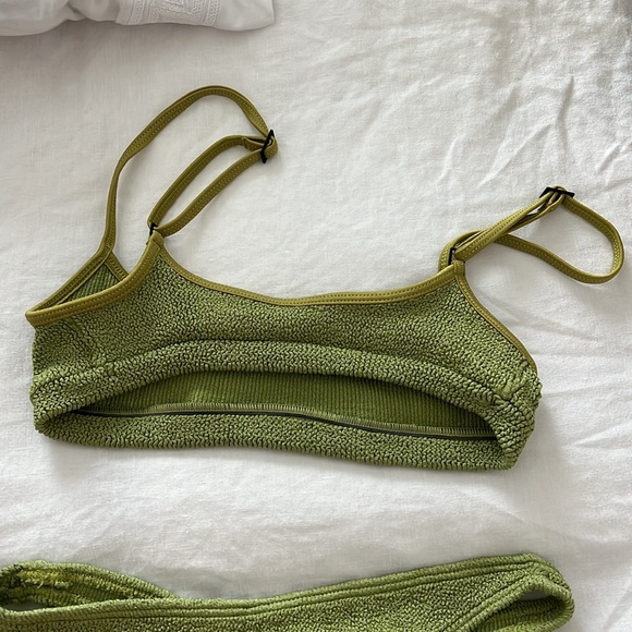 BOND-EYE Green Two Piece Swim Set - One Size fits all. - Picture 7 of 7